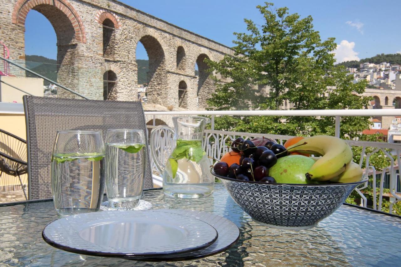 Under The Aqueduct Boutique House Apartman Kavála Kültér fotó