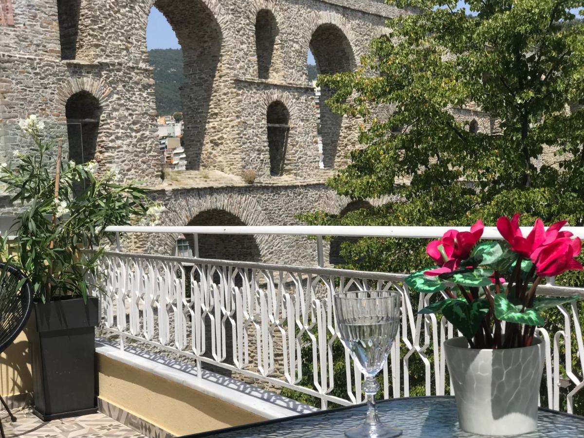 Under The Aqueduct Boutique House Apartman Kavála Kültér fotó
